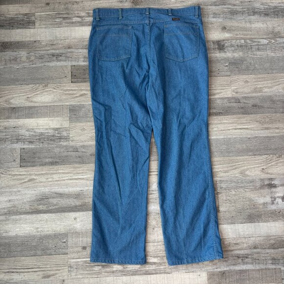 Vintage Wrangler Men's Medium Wash Straight Leg Jeans G2 - Picture 5 of 5